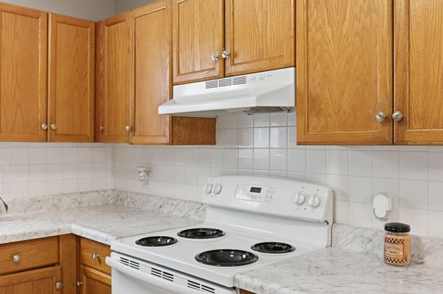 115 Logston Heights, Berea, KY 40403