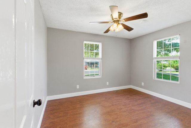 115 Logston Heights, Berea, KY 40403