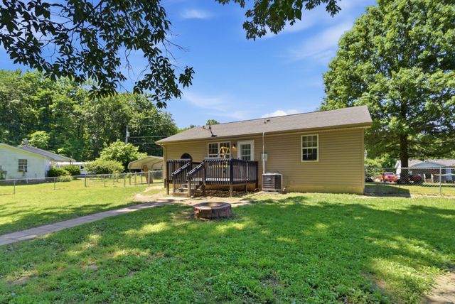 115 Logston Heights, Berea, KY 40403