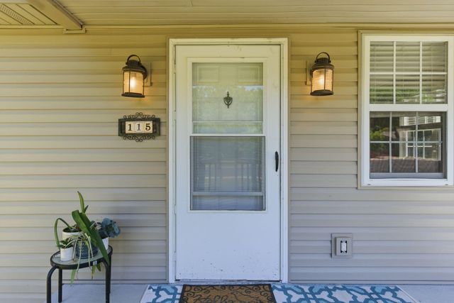 115 Logston Heights, Berea, KY 40403