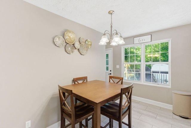 115 Logston Heights, Berea, KY 40403