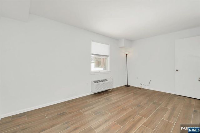 50 Pine Street C211, Montclair, NJ 07042
