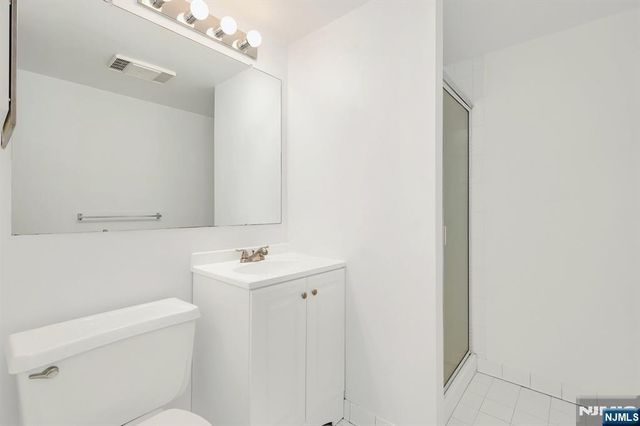 50 Pine Street C211, Montclair, NJ 07042