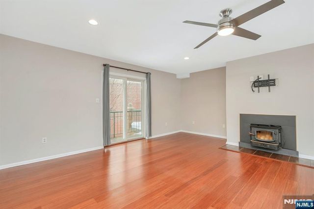 50 Pine Street C211, Montclair, NJ 07042