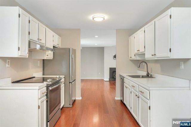 50 Pine Street C211, Montclair, NJ 07042