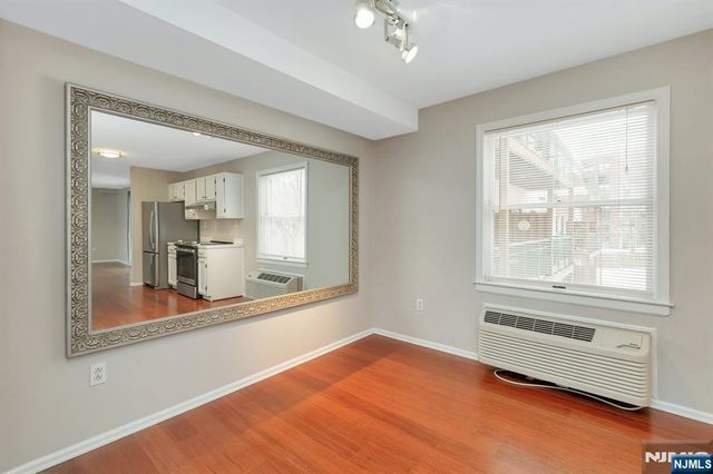 50 Pine Street C211, Montclair, NJ 07042