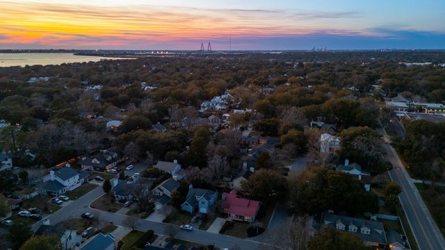 666 Poaug Lane, Mount Pleasant, SC 29464