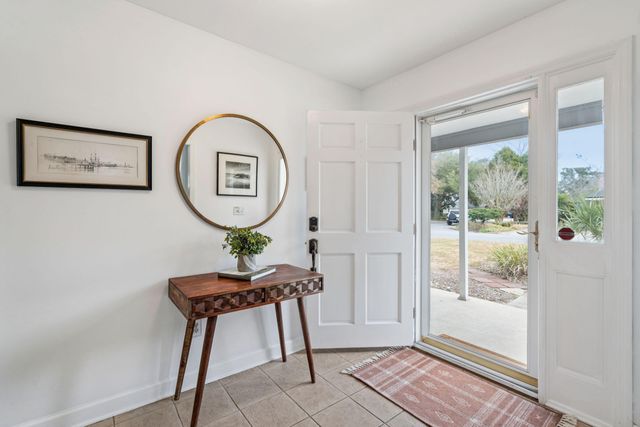 666 Poaug Lane, Mount Pleasant, SC 29464