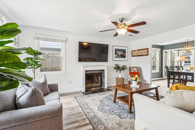 666 Poaug Lane, Mount Pleasant, SC 29464