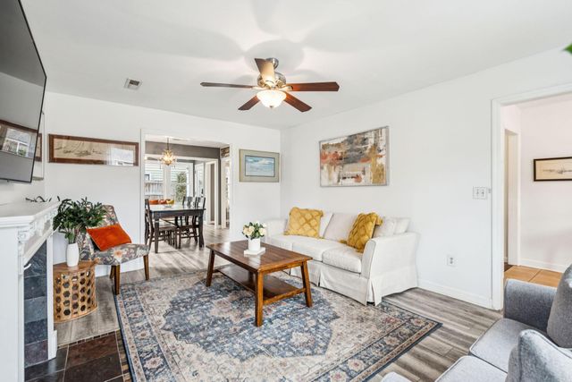 666 Poaug Lane, Mount Pleasant, SC 29464