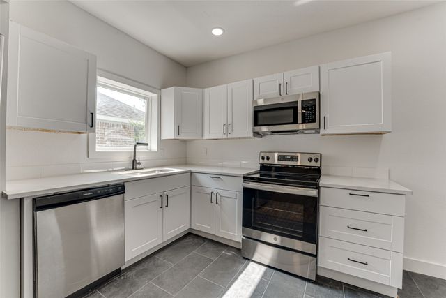 1613 Jones Street, Greenville, TX 75401