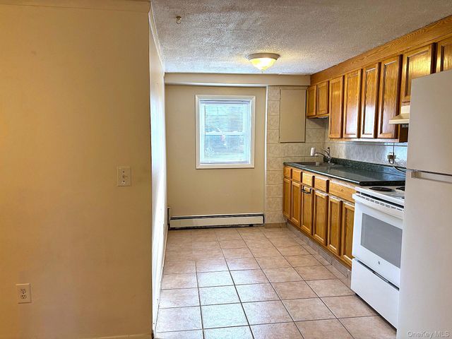 2771 Route 52 Unit 1A, Hopewell Junction, NY 12533