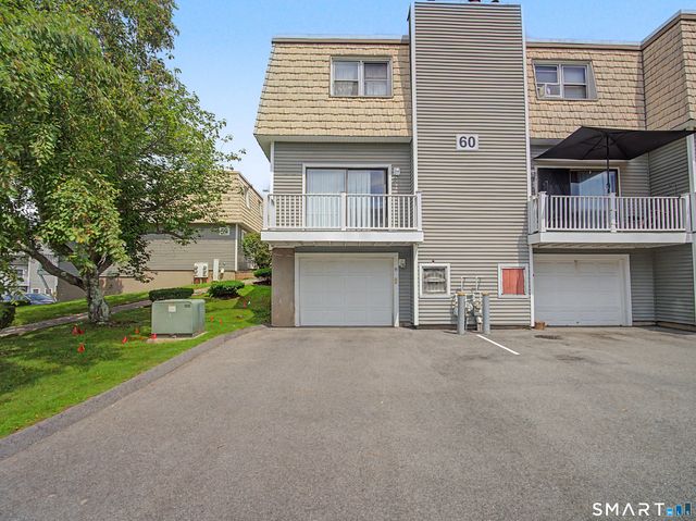 60 MEETINGHOUSE Village 08, Meriden, CT 06450