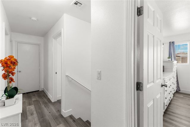 10378 Midseason Mist Street, Las Vegas, NV 89183