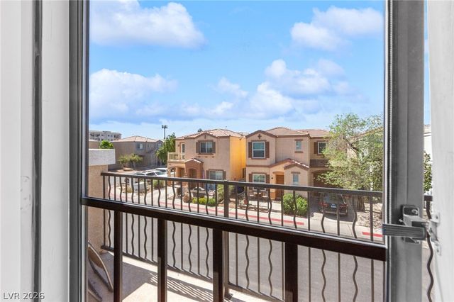 10378 Midseason Mist Street, Las Vegas, NV 89183