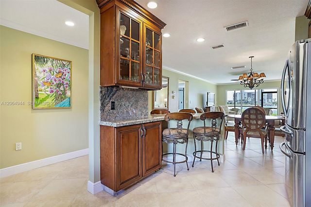 100 Intracoastal Pl 102, Jupiter, FL 33469