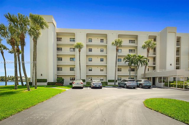 100 Intracoastal Pl 102, Jupiter, FL 33469