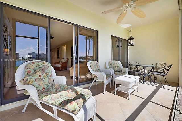 100 Intracoastal Pl 102, Jupiter, FL 33469