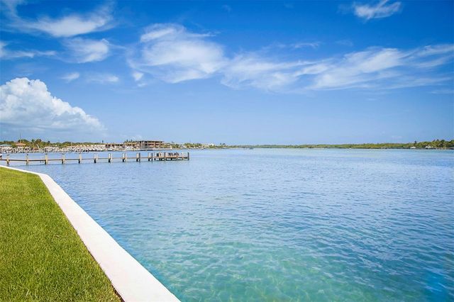 100 Intracoastal Pl 102, Jupiter, FL 33469