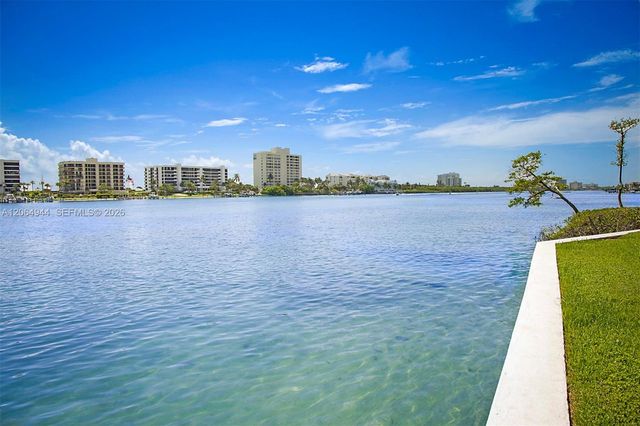 100 Intracoastal Pl 102, Jupiter, FL 33469