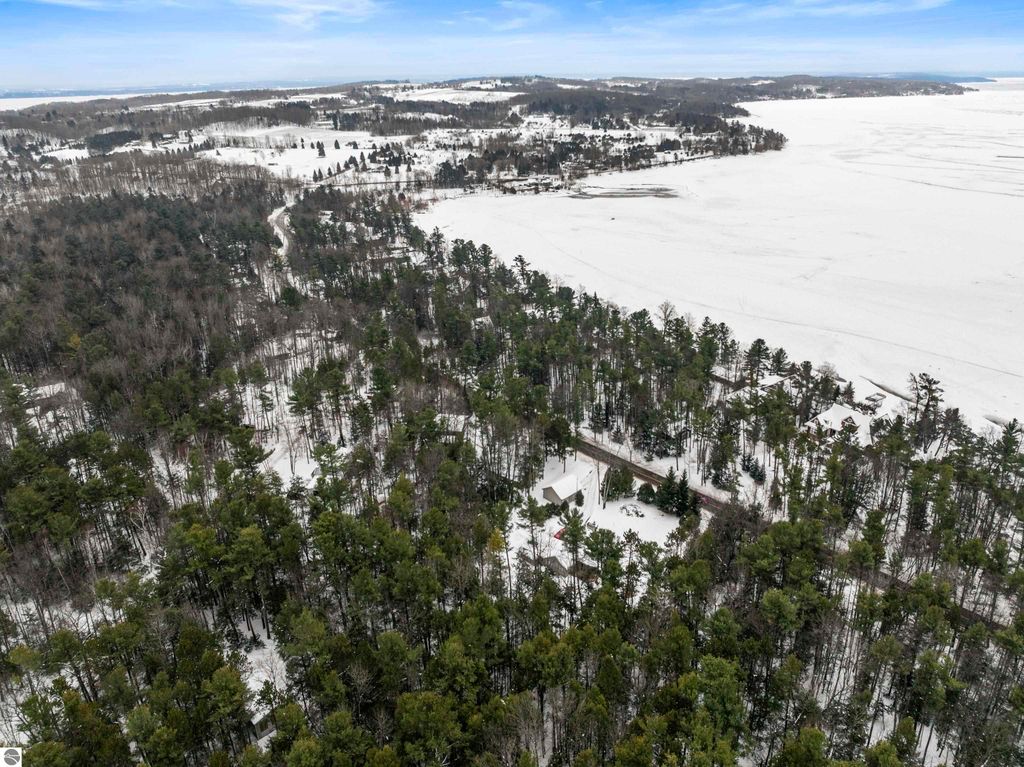 Image 13 of property listing at 14607 Pyatt Road, Traverse City, MI 49686