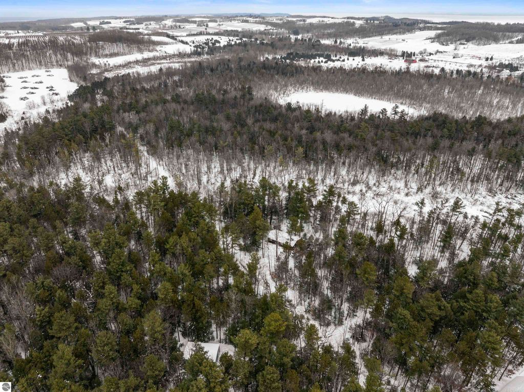 Image 15 of property listing at 14607 Pyatt Road, Traverse City, MI 49686