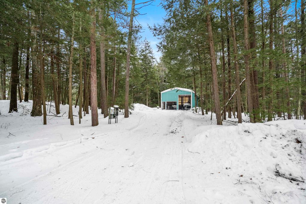 Image 2 of property listing at 14607 Pyatt Road, Traverse City, MI 49686