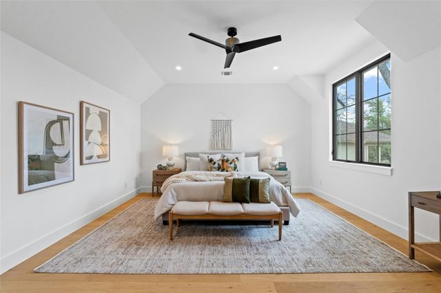 2526 Spring LN, Austin, TX 78703