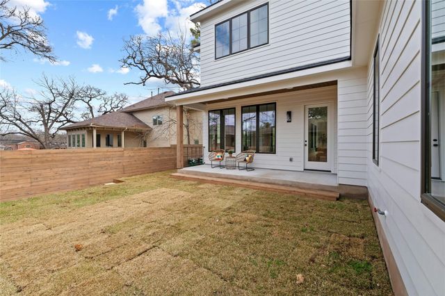 2526 Spring LN, Austin, TX 78703