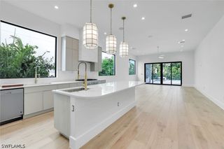 513 92nd AVE N, Naples, FL 34108