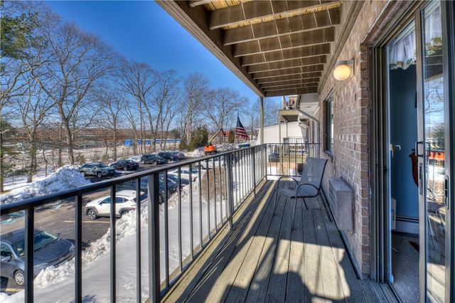 752 Quaker Lane A210, Warwick, RI 02818