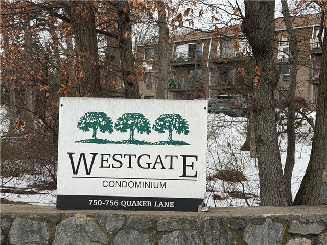 752 Quaker Lane A210, Warwick, RI 02818