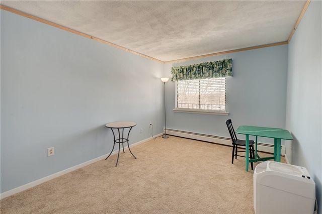 752 Quaker Lane A210, Warwick, RI 02818