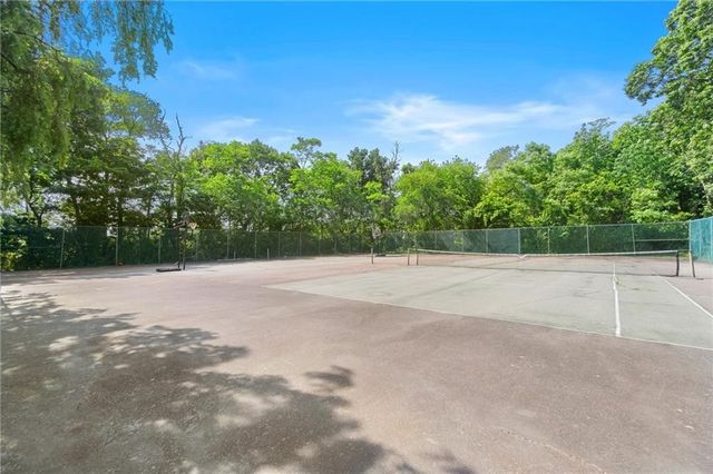 752 Quaker Lane A210, Warwick, RI 02818