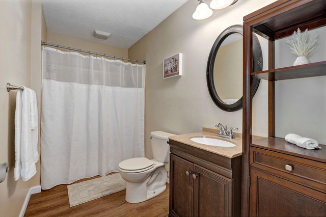 6147 W State Highway Bb, Willard, MO 65781