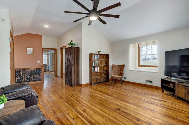 6147 W State Highway Bb, Willard, MO 65781