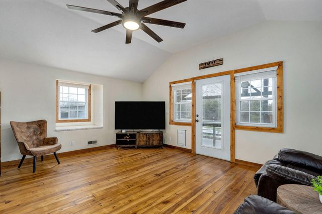 6147 W State Highway Bb, Willard, MO 65781