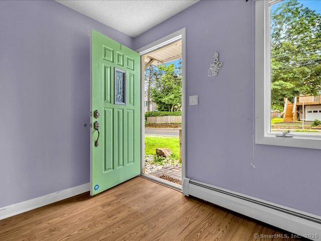 168 Shore Drive, Branford, CT 06405