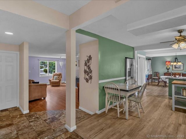 168 Shore Drive, Branford, CT 06405