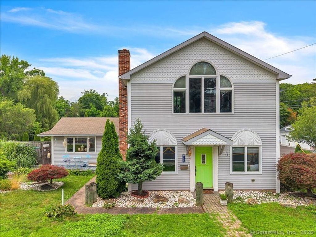 168 Shore Drive, Branford, CT 06405