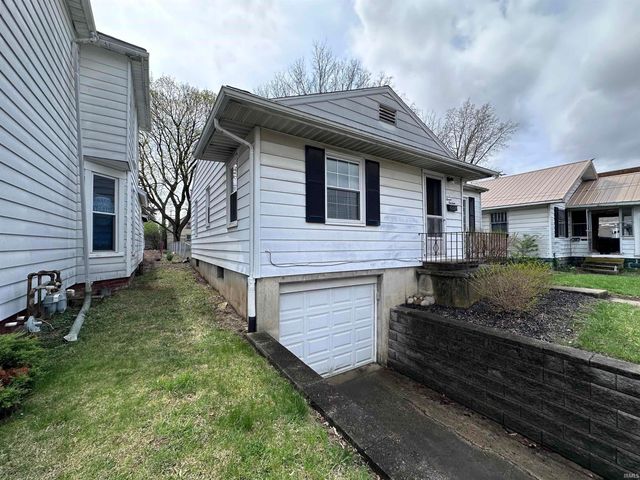 713 W Queen Street, Muncie, IN 47303