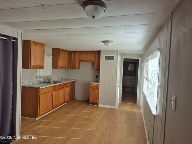2861 ROBERT Street, Jacksonville, FL 32207