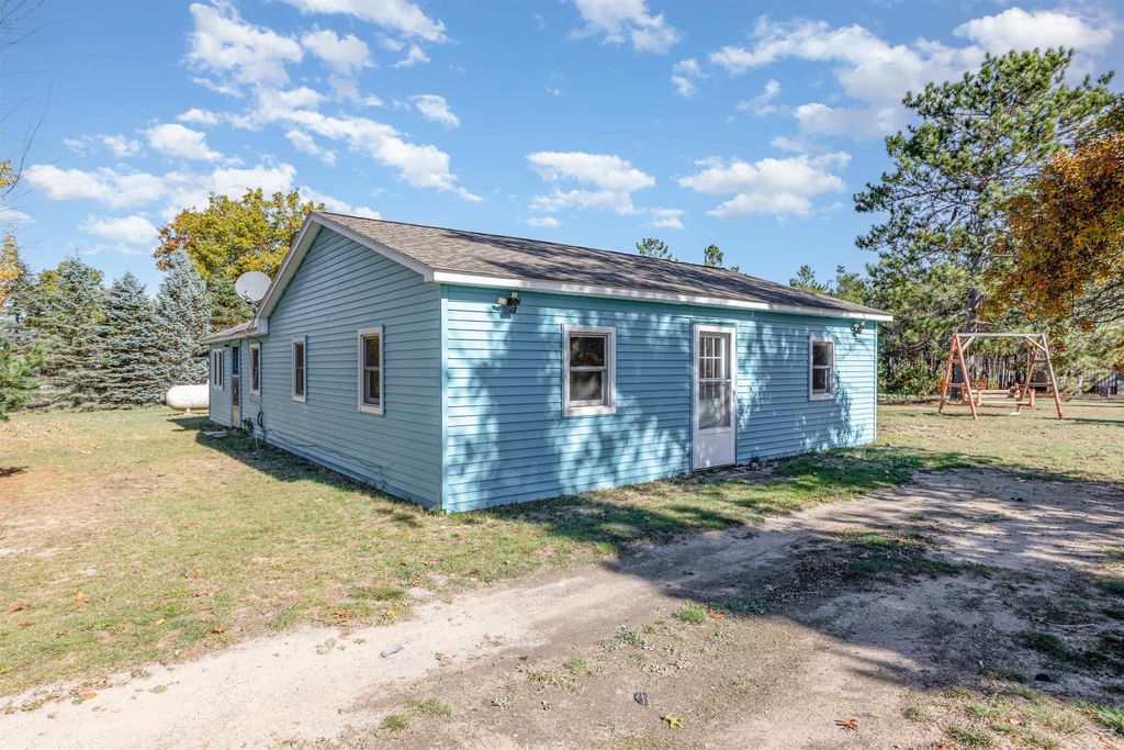 3645 Mack Drive, Mio, MI 48647