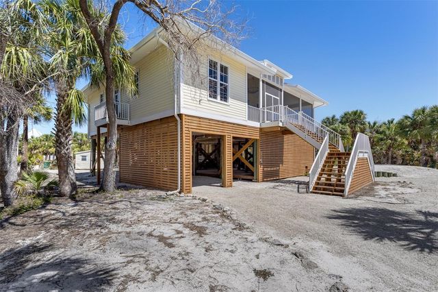 32 PALM DRIVE, Placida, FL 33946