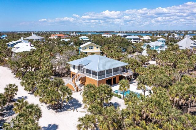 32 PALM DRIVE, Placida, FL 33946