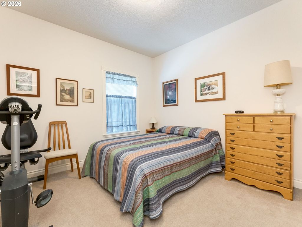 Image 23 of property listing at 2255 Nw HORIZON Dr, Mc Minnville, OR 97128