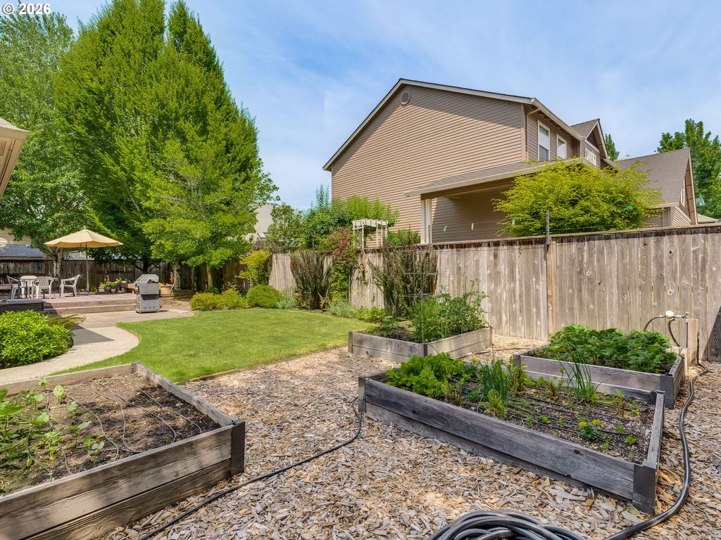 Image 30 of property listing at 2255 Nw HORIZON Dr, Mc Minnville, OR 97128