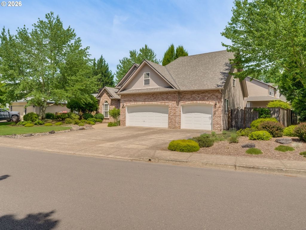 Image 39 of property listing at 2255 Nw HORIZON Dr, Mc Minnville, OR 97128