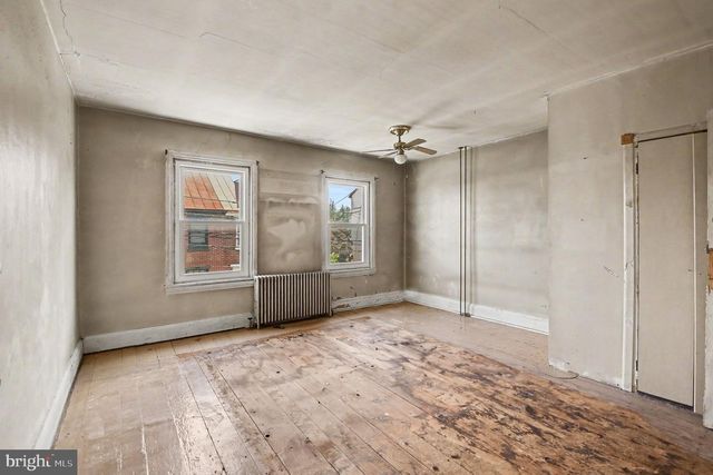 239 HALL ST, Phoenixville, PA 19460