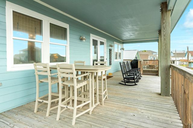 12888 Buccaneer Road, Freeport, TX 77541